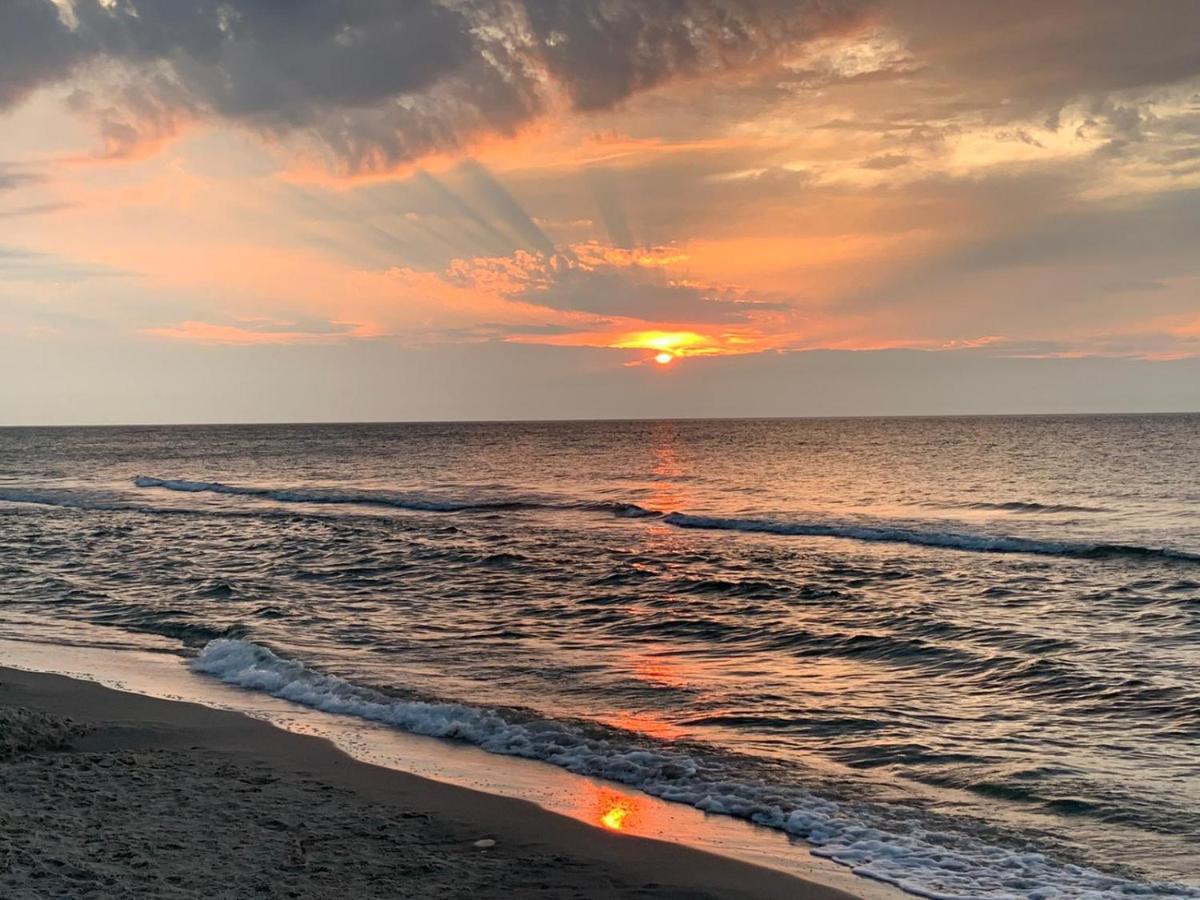 Meiks Ostseehuetten Dranske Buitenkant foto