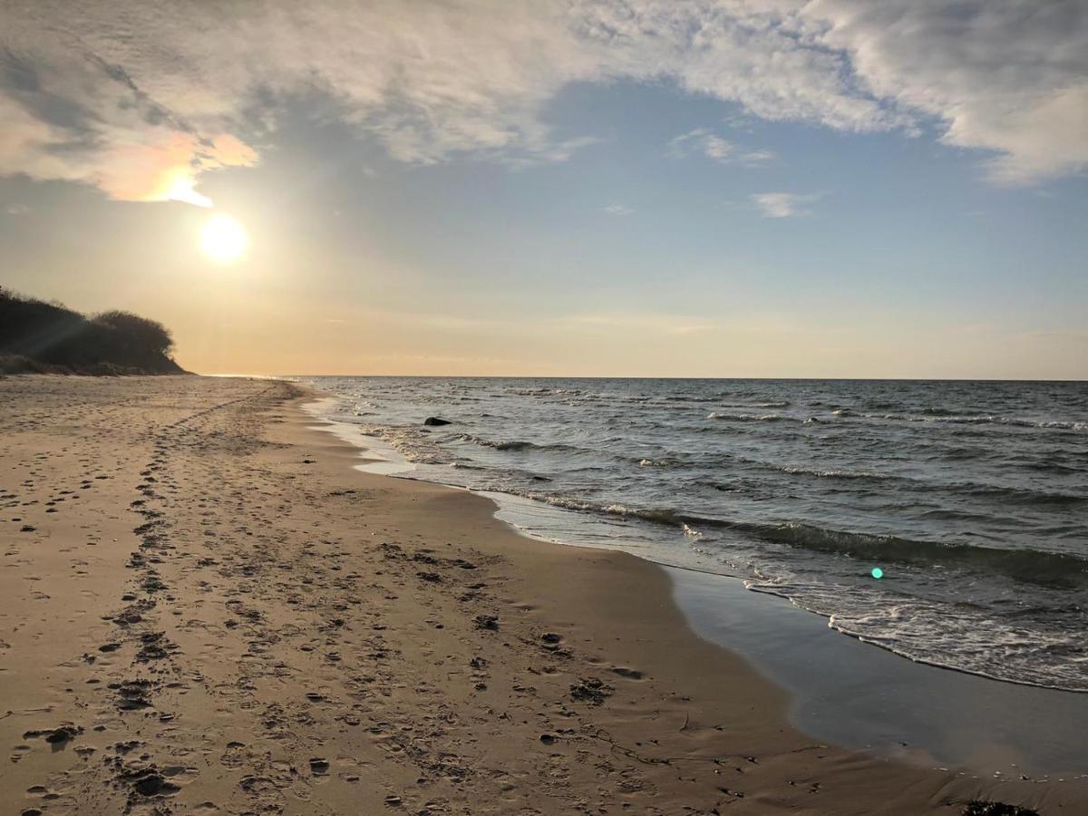Meiks Ostseehuetten Dranske Buitenkant foto